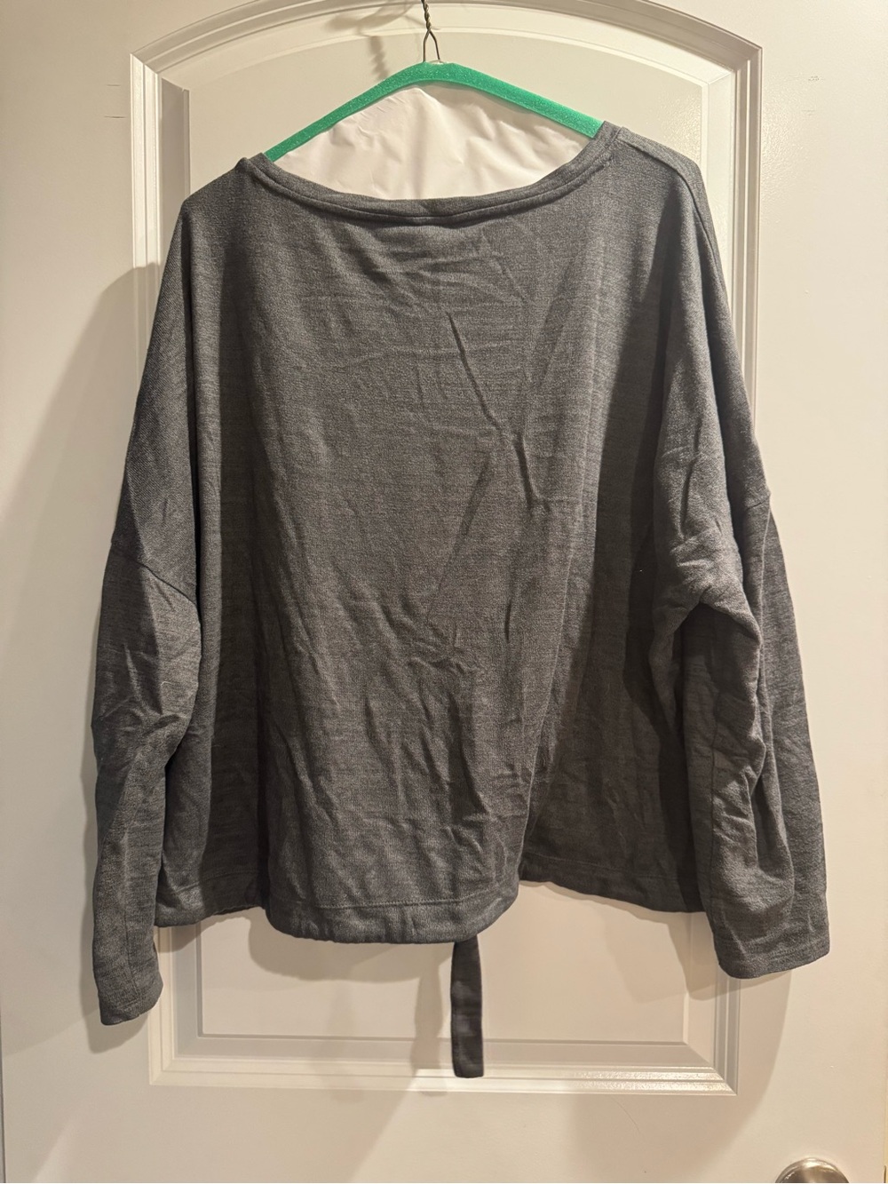 Secret Treasures Heather Gray Sleep Top - Picture 3 of 3